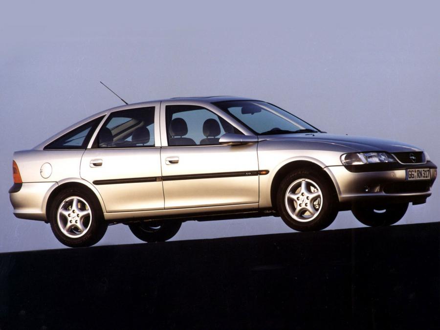  Opel Vectra Hatchback 1995 года  (фото 5 из 6)